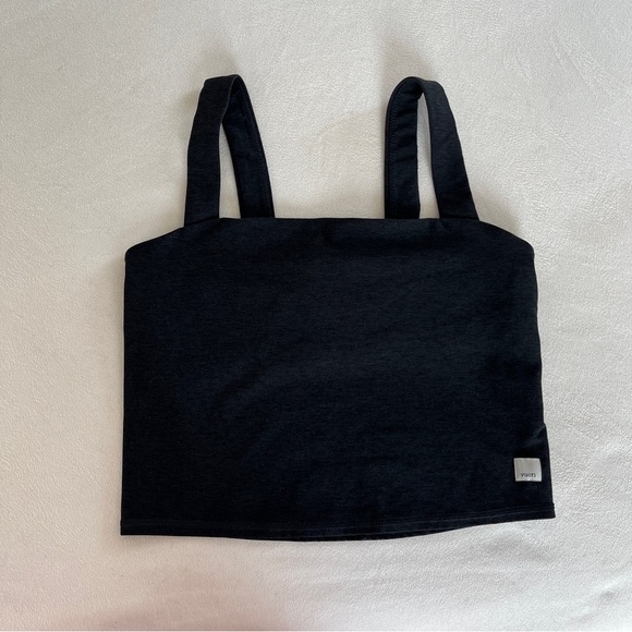 Vuori Elevation Tank in Heather Black Size M - Picture 3 of 8